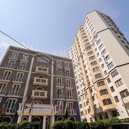 Diplomat The Best Ultra Central Apartaments Chisinau Bagian luar foto