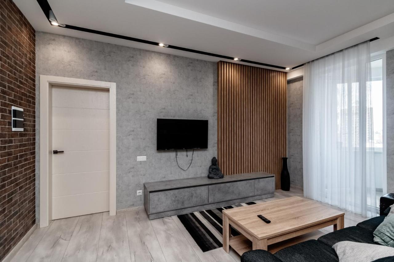Diplomat The Best Ultra Central Apartaments Chisinau Bagian luar foto