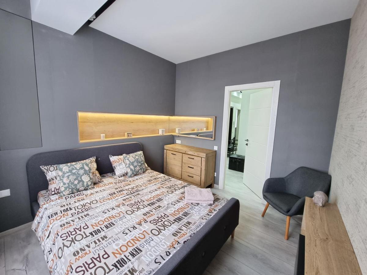 Diplomat The Best Ultra Central Apartaments Chisinau Bagian luar foto