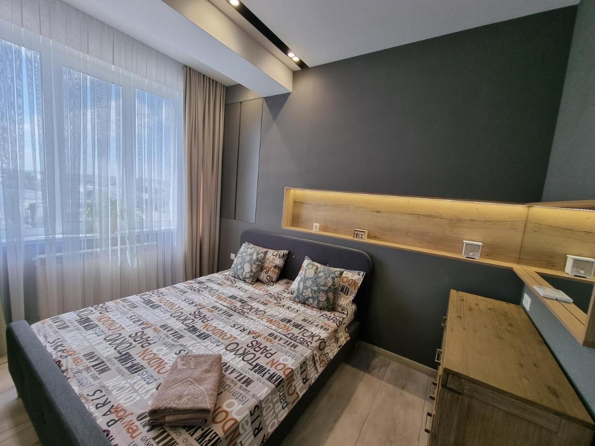 Diplomat The Best Ultra Central Apartaments Chisinau Bagian luar foto