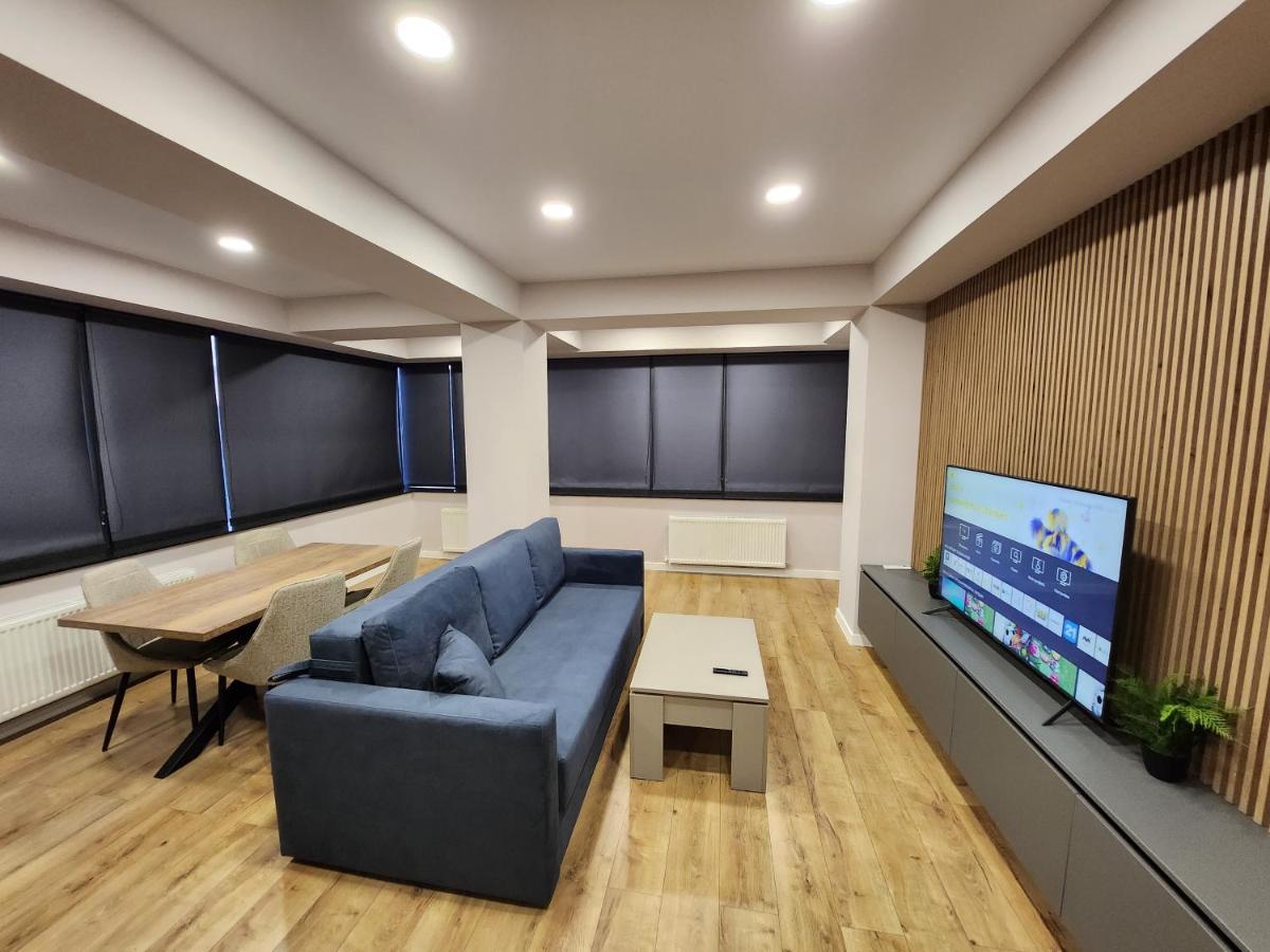 Diplomat The Best Ultra Central Apartaments Chisinau Bagian luar foto