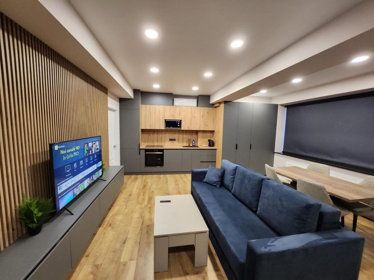 Diplomat The Best Ultra Central Apartaments Chisinau Bagian luar foto